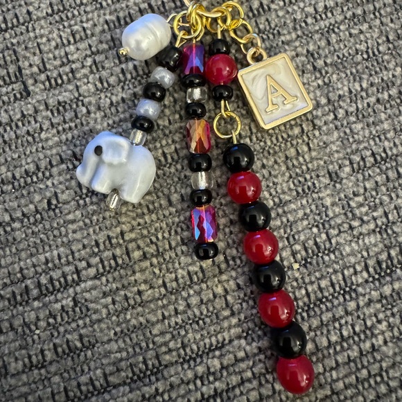 Alabama Roll Tide Red Beaded Bag Charm Keychain Accessory with Pearl & Elephant - Picture 2 of 2